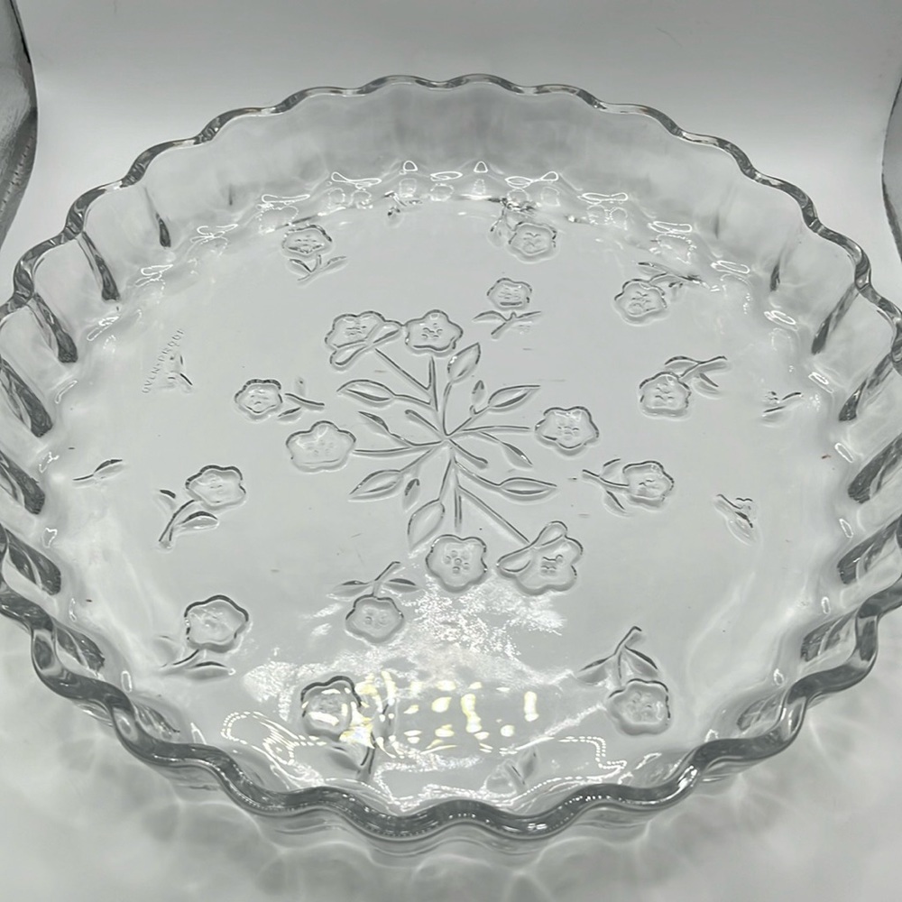 Anchor Hocking floral glass pie or quiche dish